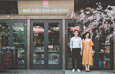Chụp ảnh cưới phố Sách - địa điểm chụp ảnh cưới đẹp tại Hà Nội