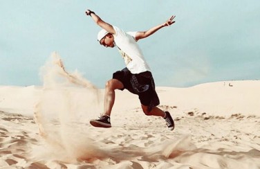 Bỏ túi các tư thế chụp ảnh đẹp cho nam chất lừ - đẹp hút hồn!