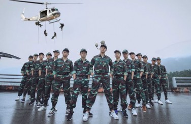 Bật mí cách mix đồ chụp kỷ yếu đẹp - độc đáo - đáng nhớ nhất thời học trò