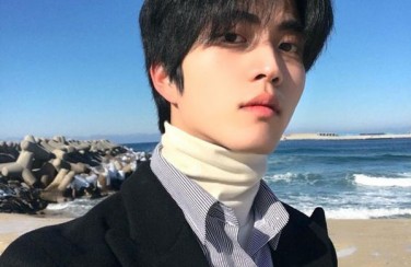 {Bật mí} Cách chụp selfie đẹp nam đẹp như nhiếp ảnh gia chuyên nghiệp!