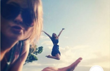 40+ ý tưởng chụp hình Độc, Lạ, Chất ghi lại khoảnh khắc nhớ đời của bạn và lũ bạn thân