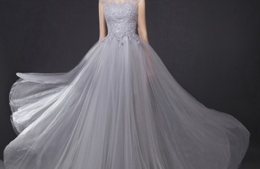 Đẹp đến NGỪNG THỞ với áo cưới màu xám HOT NHẤT năm 2017