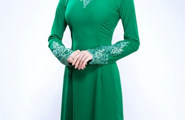 Bật mí 10 địa chỉ thuê áo dài cho mẹ cô dâu đẹp nhất ở Hà Nội