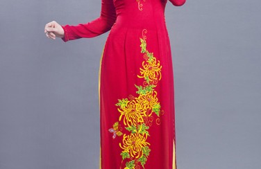 [Hỏi Đáp] có nên mua áo dài cưới may sẵn không?