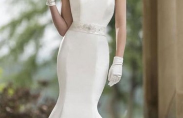 Ngắm nhìn bộ sưu tập váy cưới đuôi cá khiến các nàng ngẩn ngơ