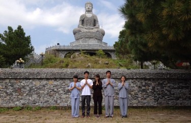 “Giải đáp ngay” Đi chùa có nên chụp ảnh không? Xem ngay kẻo Lỡ