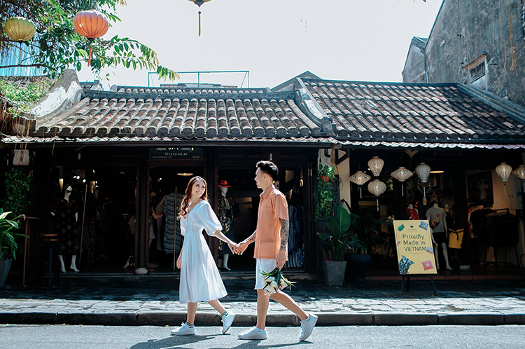 chup-hinh-cuoi-da-nang