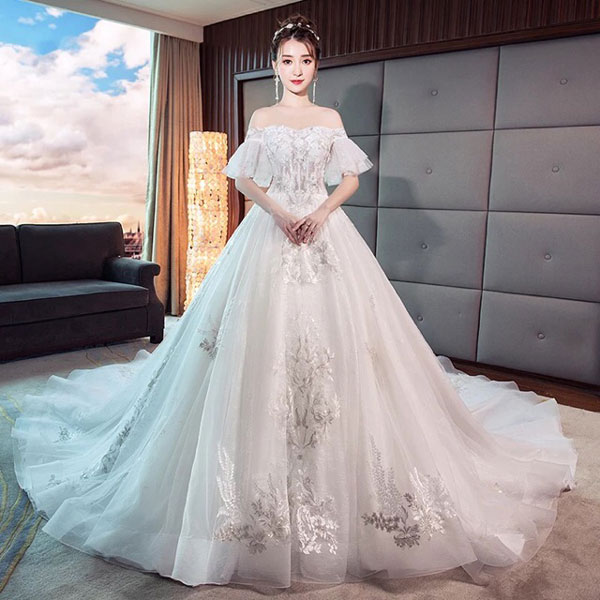 bắt trend váy cưới 2020
