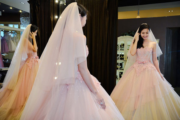 cho thuê áo cưới giá rẻ