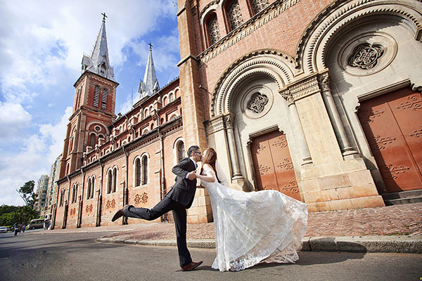 chụp ảnh cưới nhà thờ đức bà