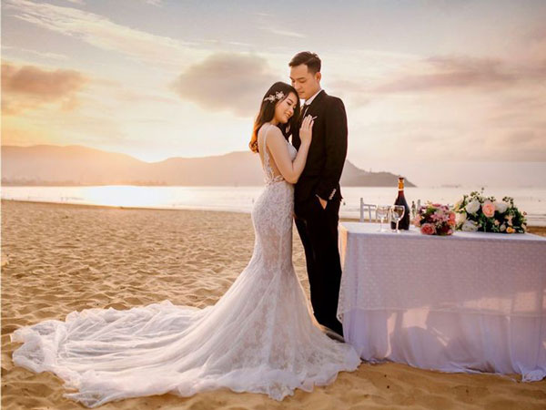 chụp ảnh cưới tháng cô hồn