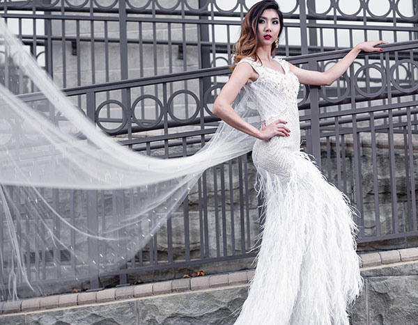 váy đuôi cá lông vũ mẫu váy cưới đẹp nhất 2020