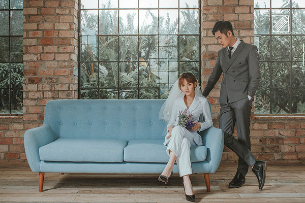 trang phục trong đám hỏi cho cô dâu chú rể