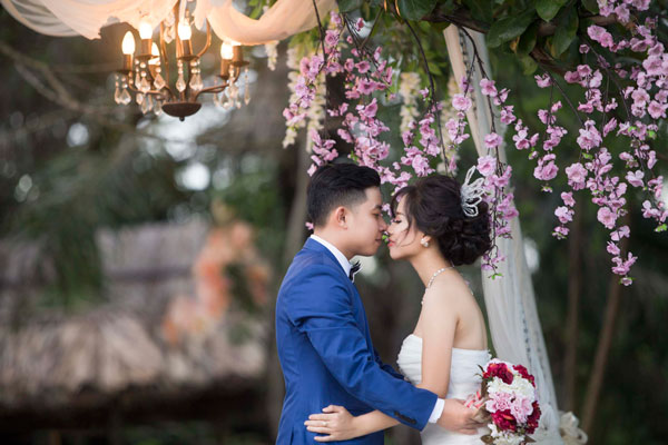 Giá chụp ảnh cưới trong studio