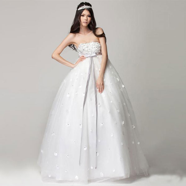 cách giấu bụng bầu 8 tháng