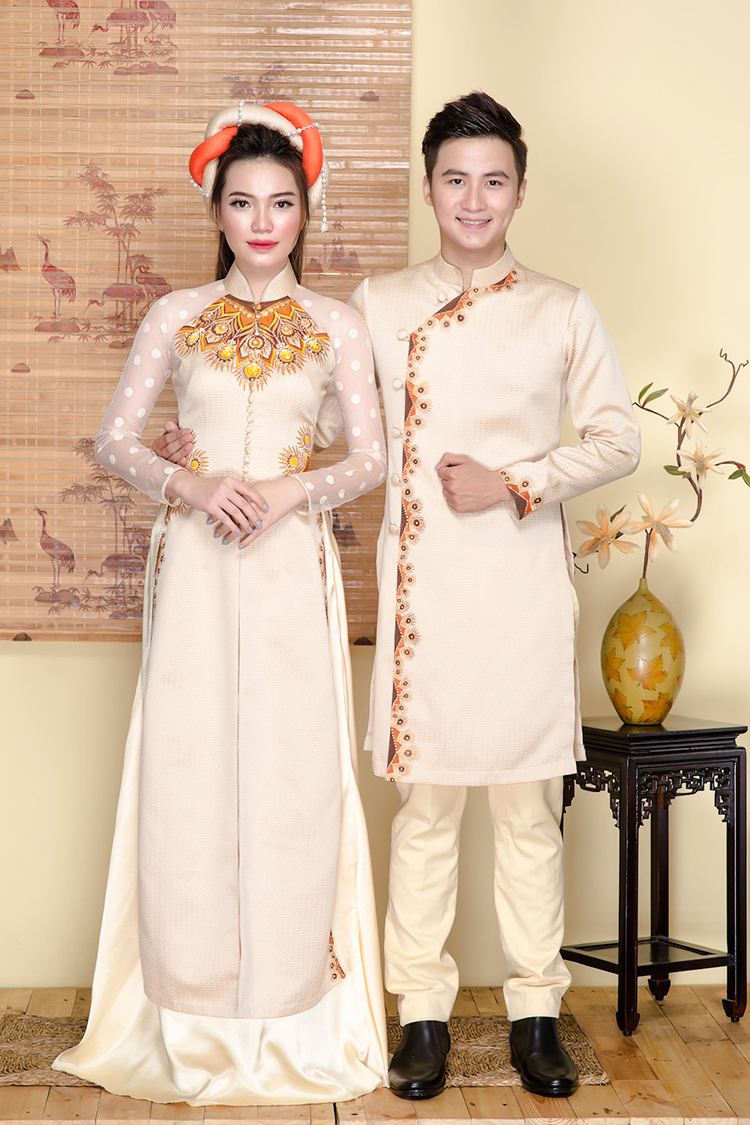 ao-dai-cuoi-cho-ba-bau-2