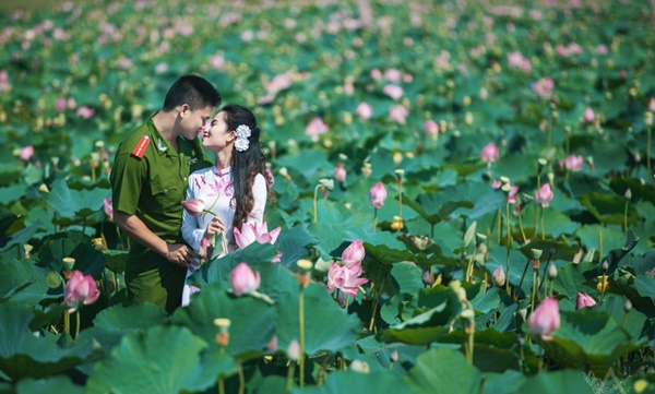 bộ ảnh cưới công an đẹp