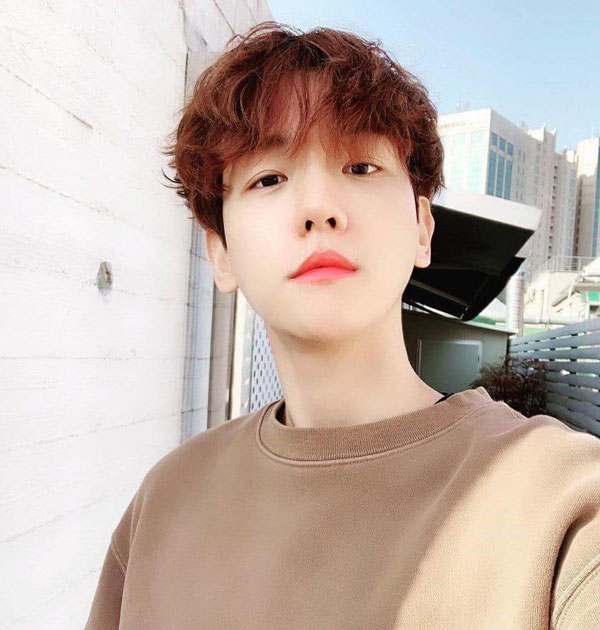 cách chụp selfie đẹp nam