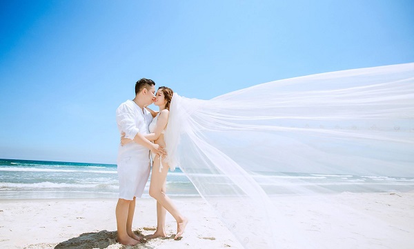 Chụp ảnh cưới mặc gì?