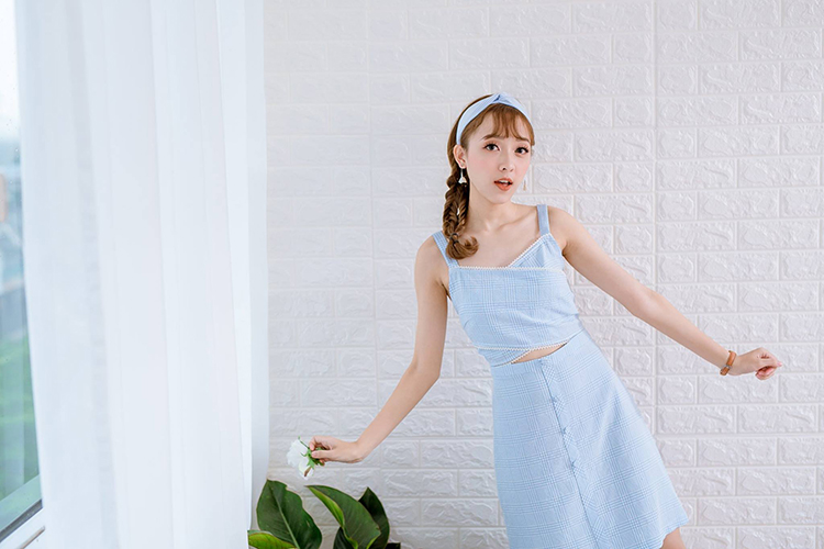 cach-tao-dang-chup-anh-dep-khi-mac-vay-1