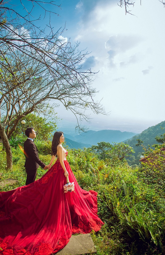 anh-cuoi-tai-tam-dao