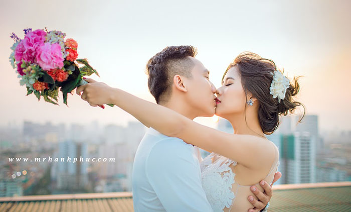 chup-anh-cuoi-o-hon-tam-nha-trang