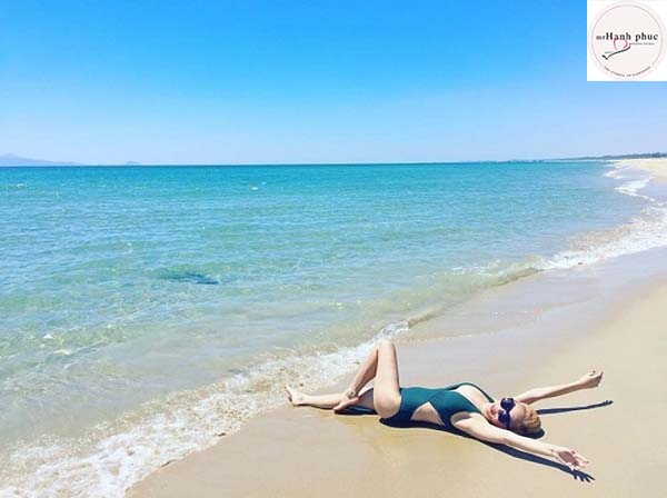 cach-chup-anh-dep-khi-di-bien