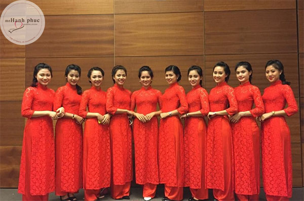 ao-dai-dong-phuc-dep