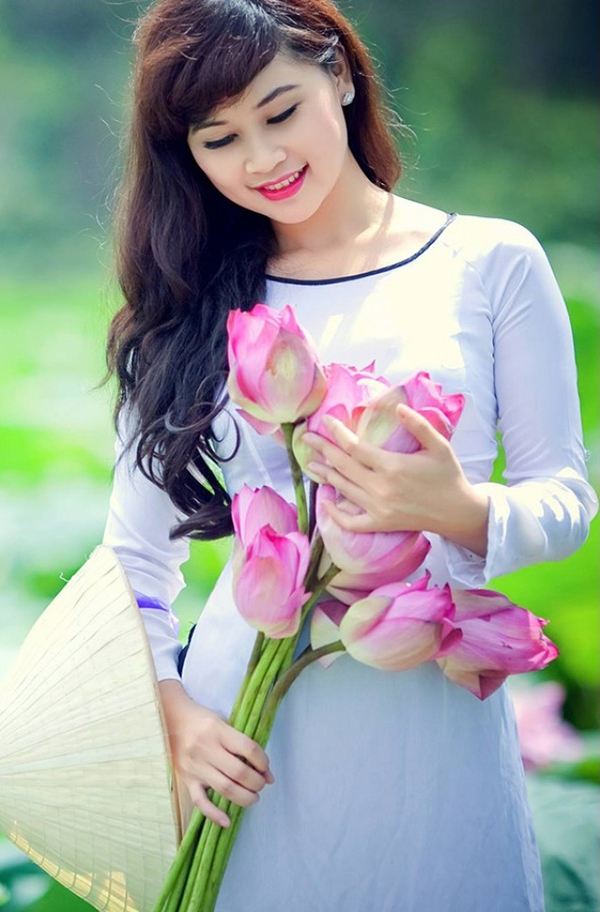 cach-chon-ao-dai-dep-cho-giao-vien