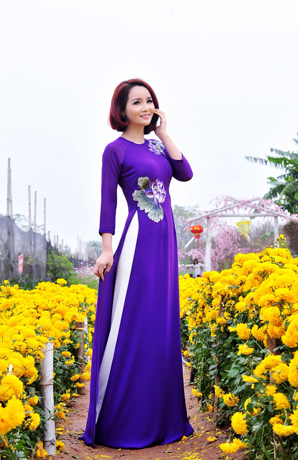 cach-chon-ao-dai-dep-cho-giao-vien