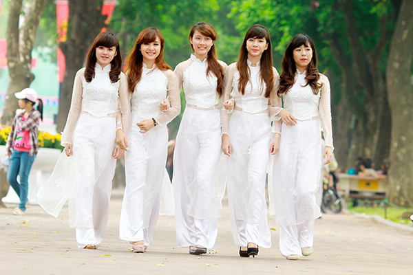 nu-sinh-ao-dai-dep