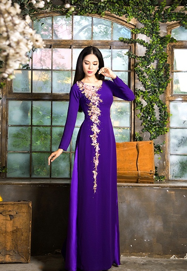 thue-ao-dai-cho-co-dau-o-ha-noi