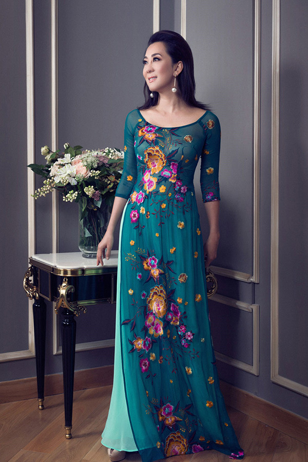 thue-ao-dai-cho-co-dau-o-ha-noi