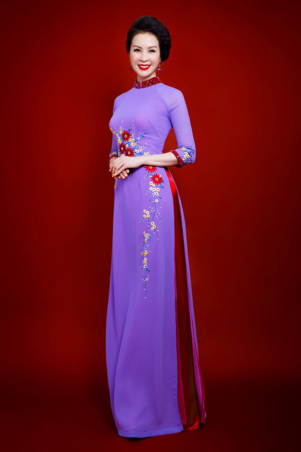thue-ao-dai-cho-co-dau-o-ha-noi