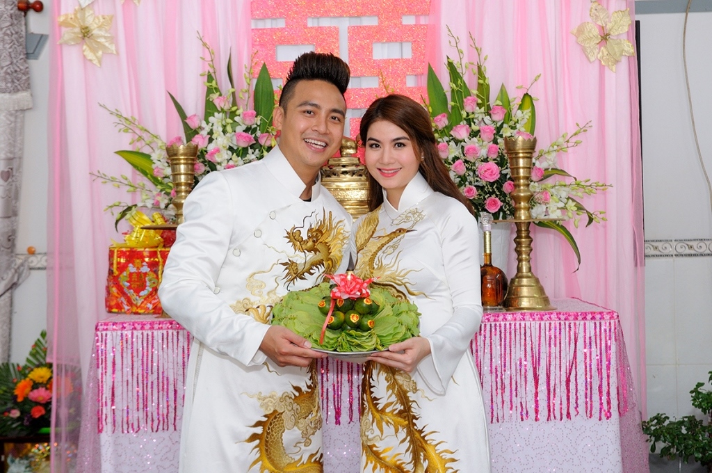 ao-dai-cuoi-cua-sao-viet